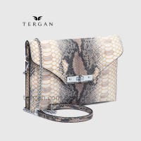 Клатч женский TERGAN 79475 Конвертом Кожаный На цепочкеNATURAL PYTHON